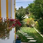 Bed & Breakfast Limon 3*